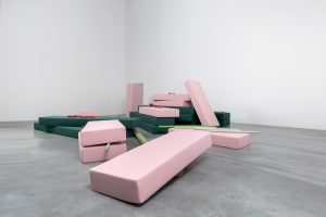 Lilium, Jorinde Voigt, Istanbul 2020, installation, 4 x 7 m, foam, cotton, wood, paint